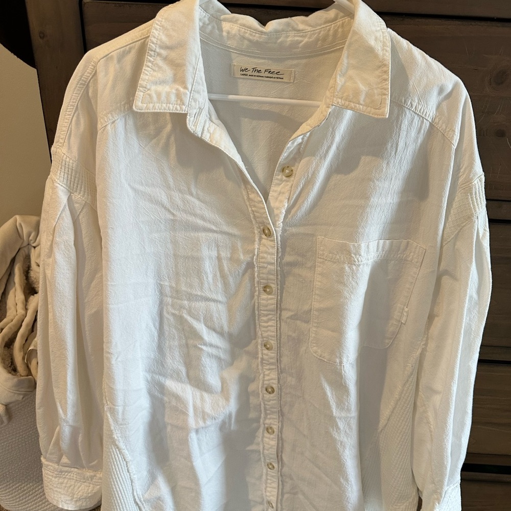 Free People button up top!